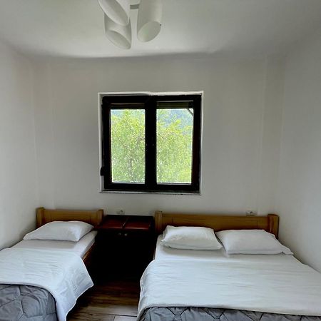 Lazer Cardaku guest house Valbone Extérieur photo