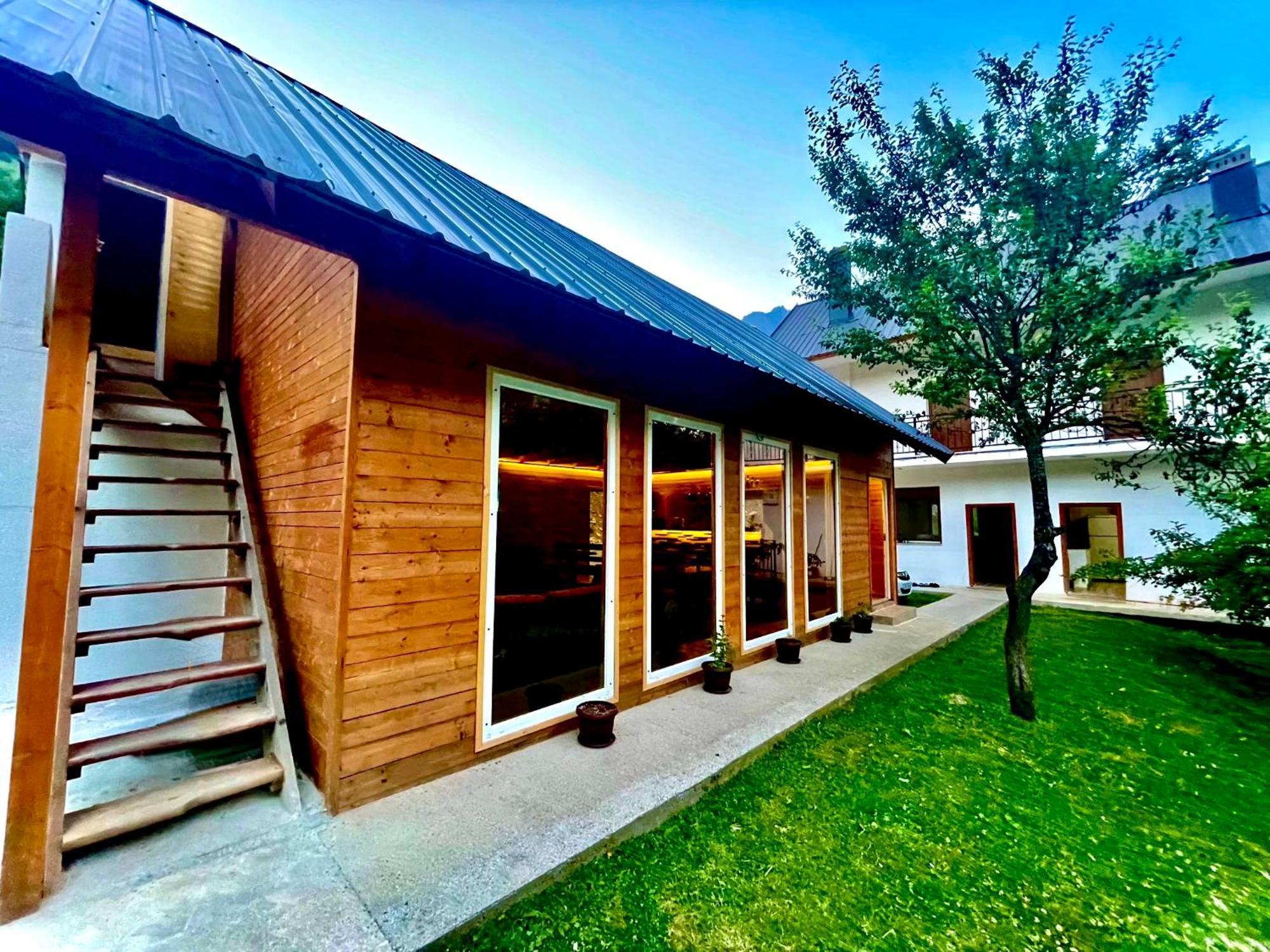 Lazer Cardaku guest house Valbone Extérieur photo