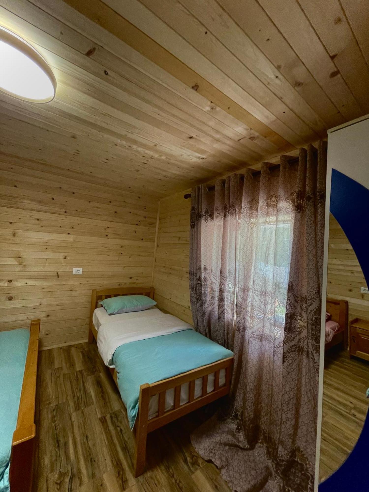 Lazer Cardaku guest house Valbone Extérieur photo