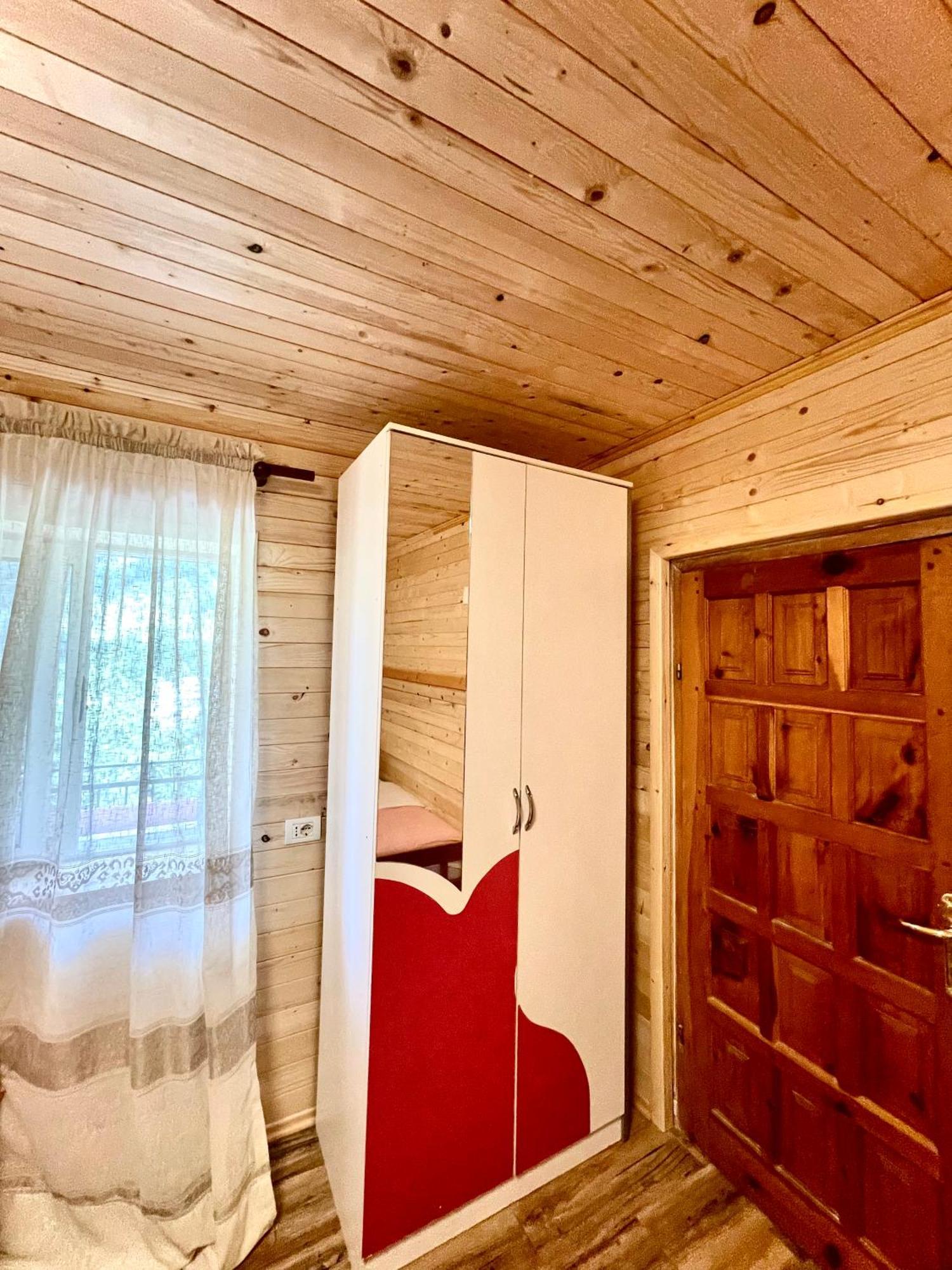 Lazer Cardaku guest house Valbone Extérieur photo