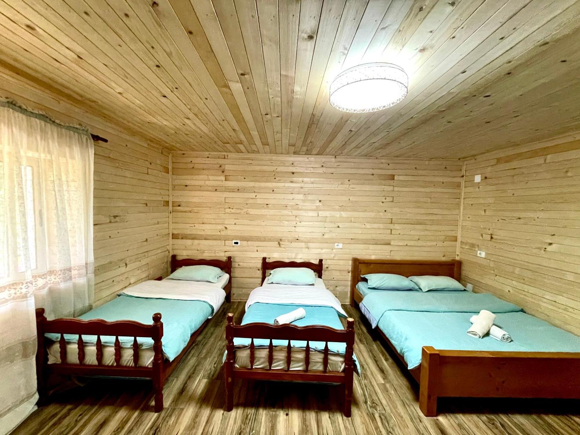 Lazer Cardaku guest house Valbone Extérieur photo