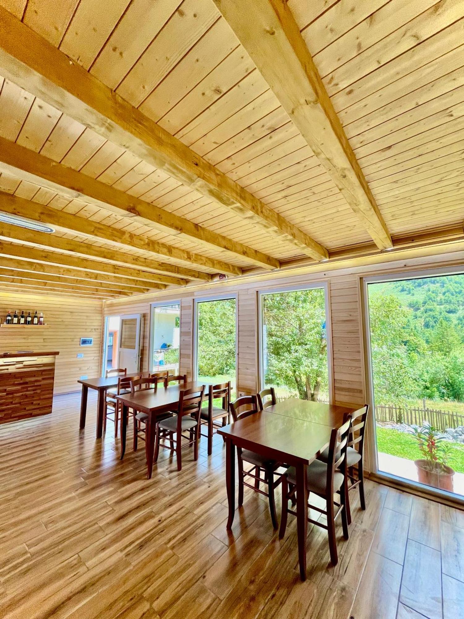 Lazer Cardaku guest house Valbone Extérieur photo